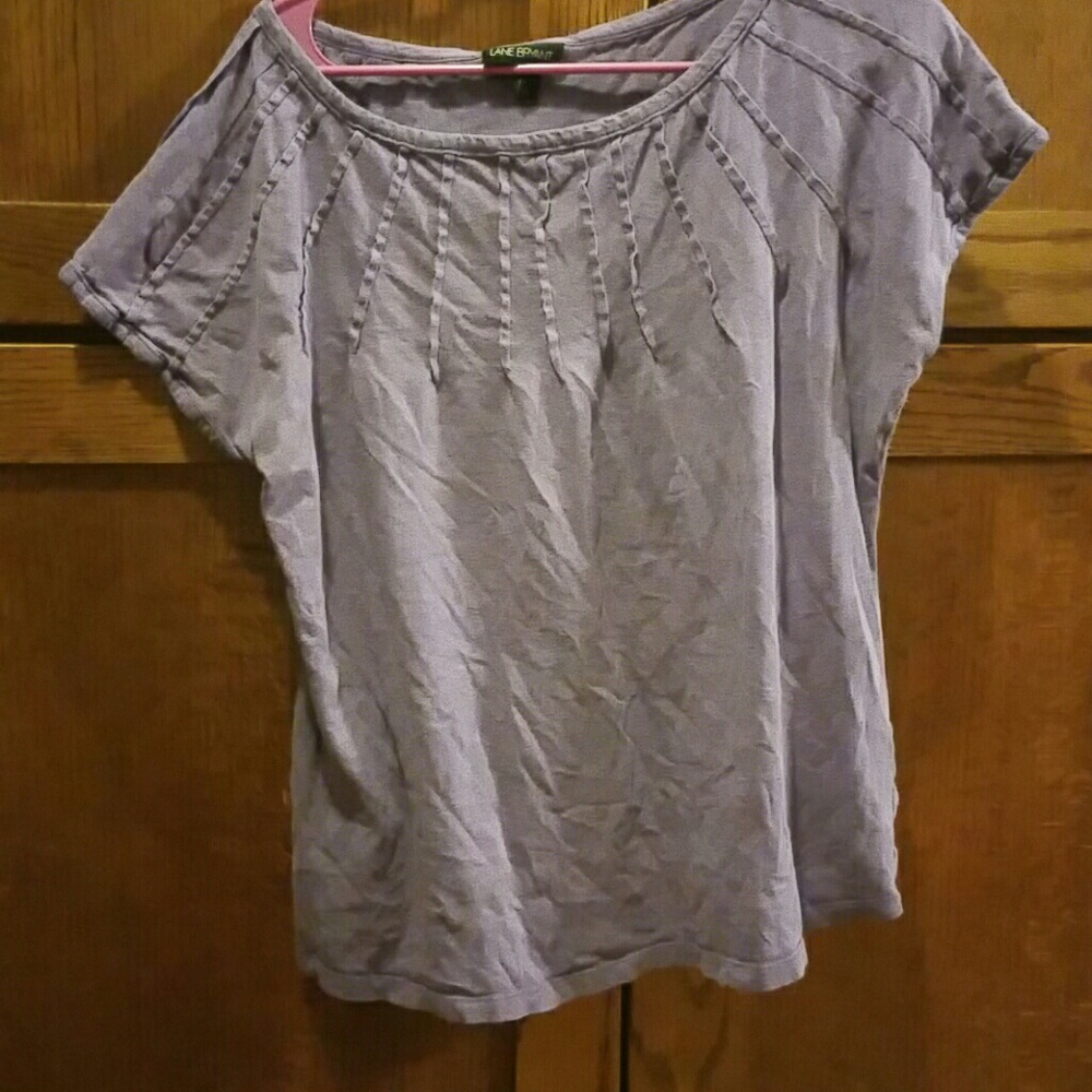 Woman's short sleeve blouse